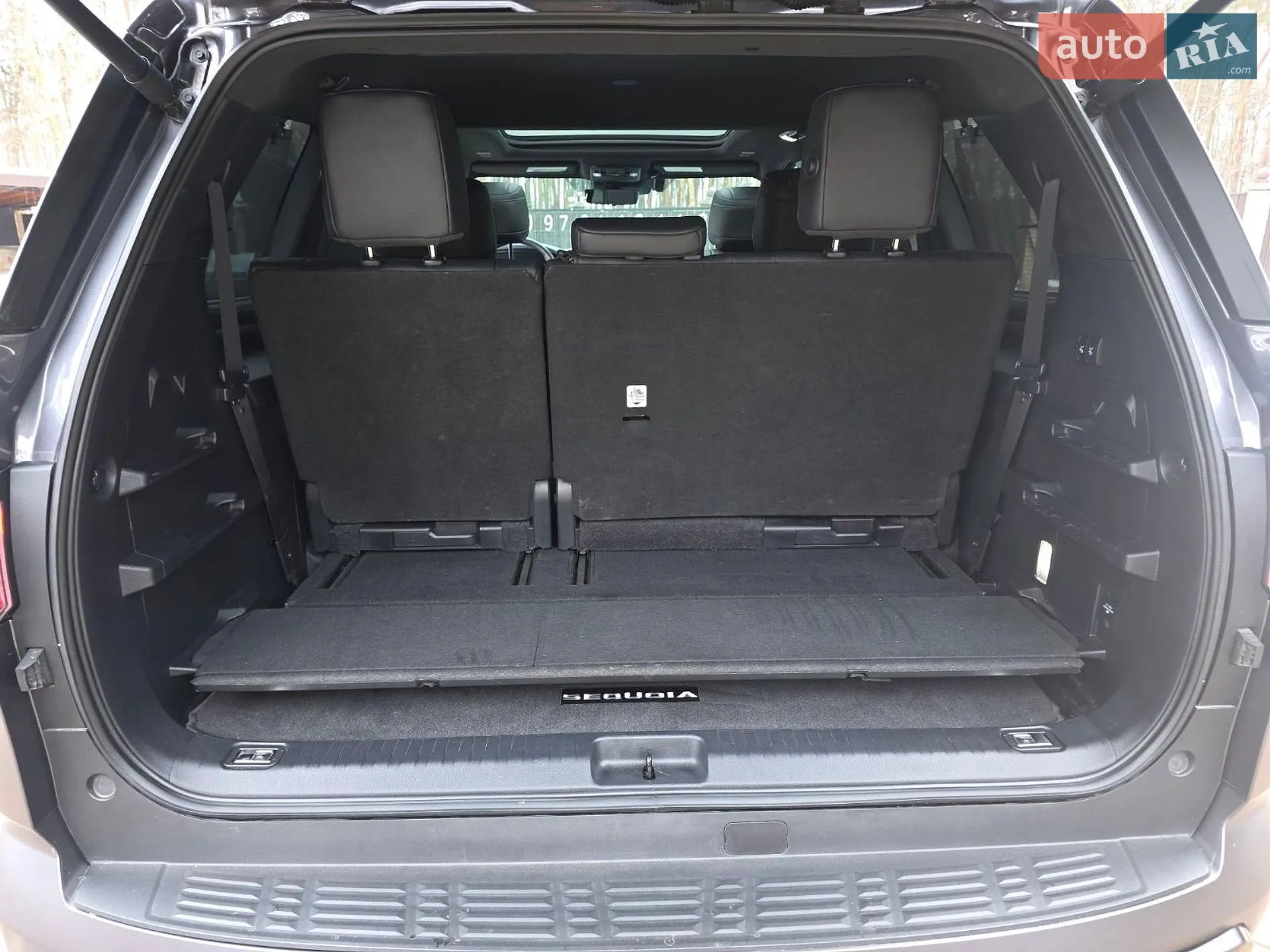 2022 Toyota Sequoia - мініатюра 26