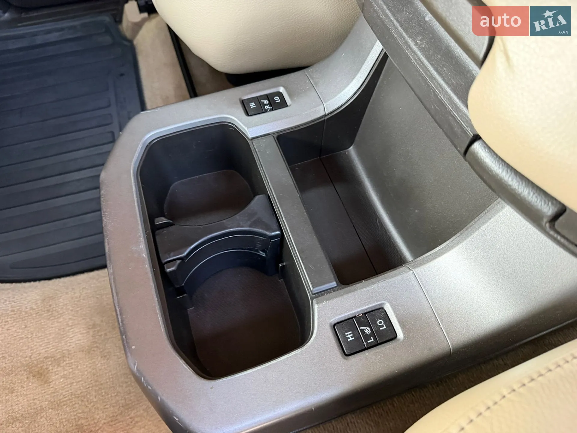 2010 Toyota Sequoia - мініатюра 57