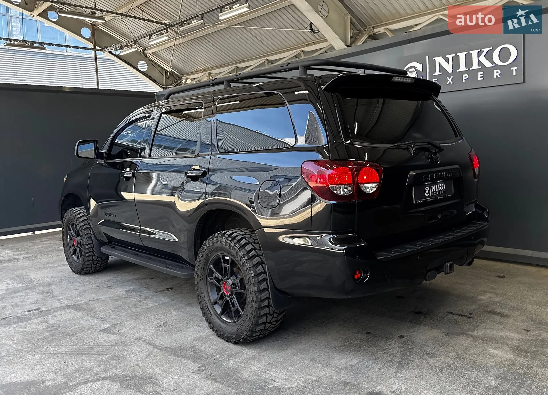 2021 Toyota Sequoia - мініатюра 6