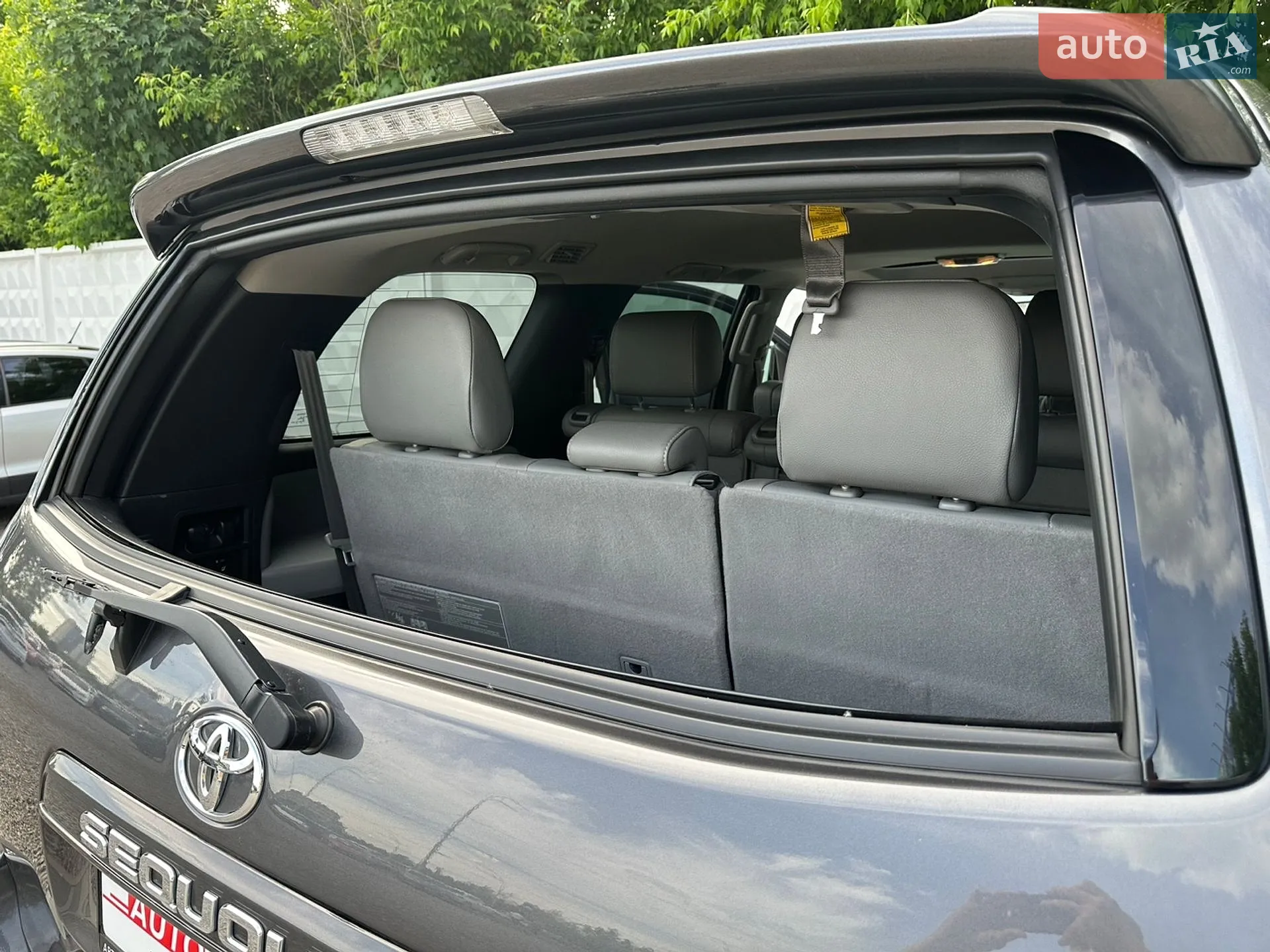 2017 Toyota Sequoia - мініатюра 15