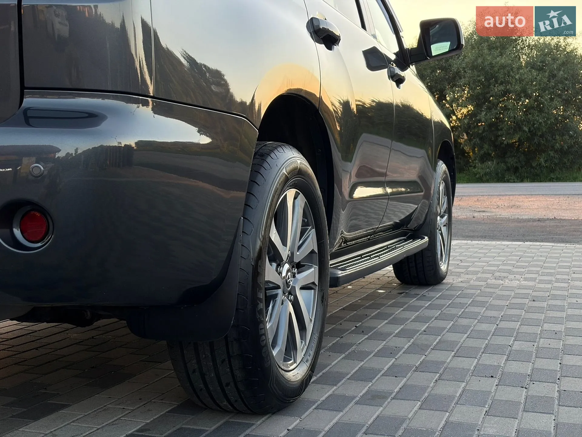 2019 Toyota Sequoia - мініатюра 16