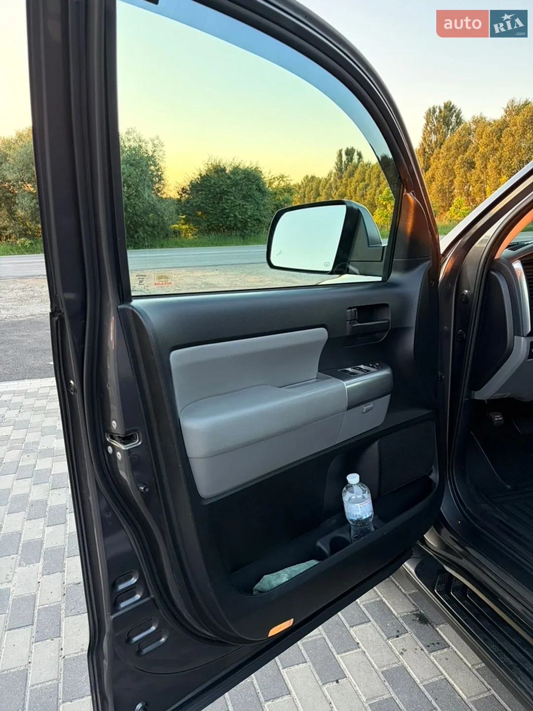 2019 Toyota Sequoia - мініатюра 40