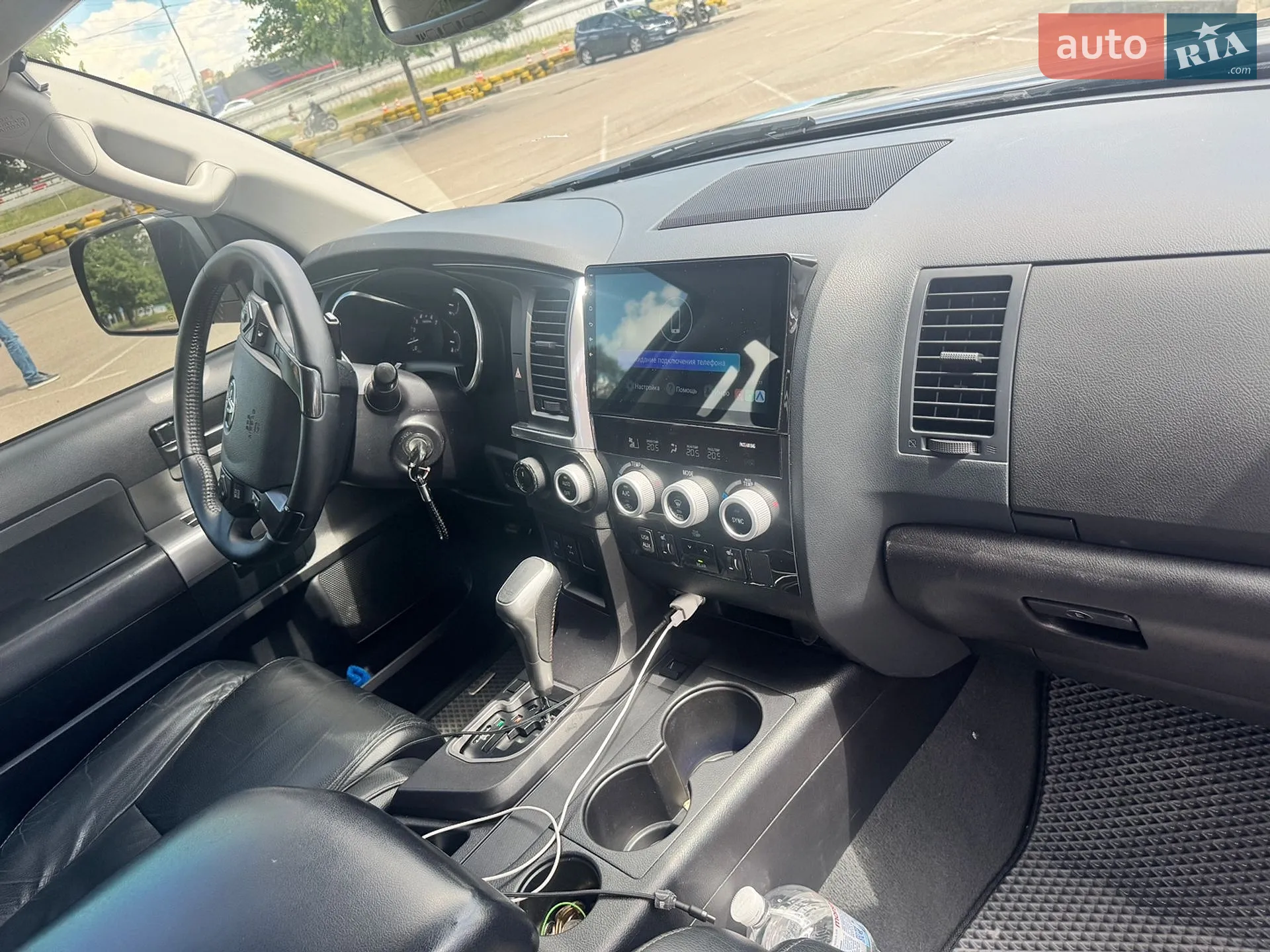 2019 Toyota Sequoia - мініатюра 14