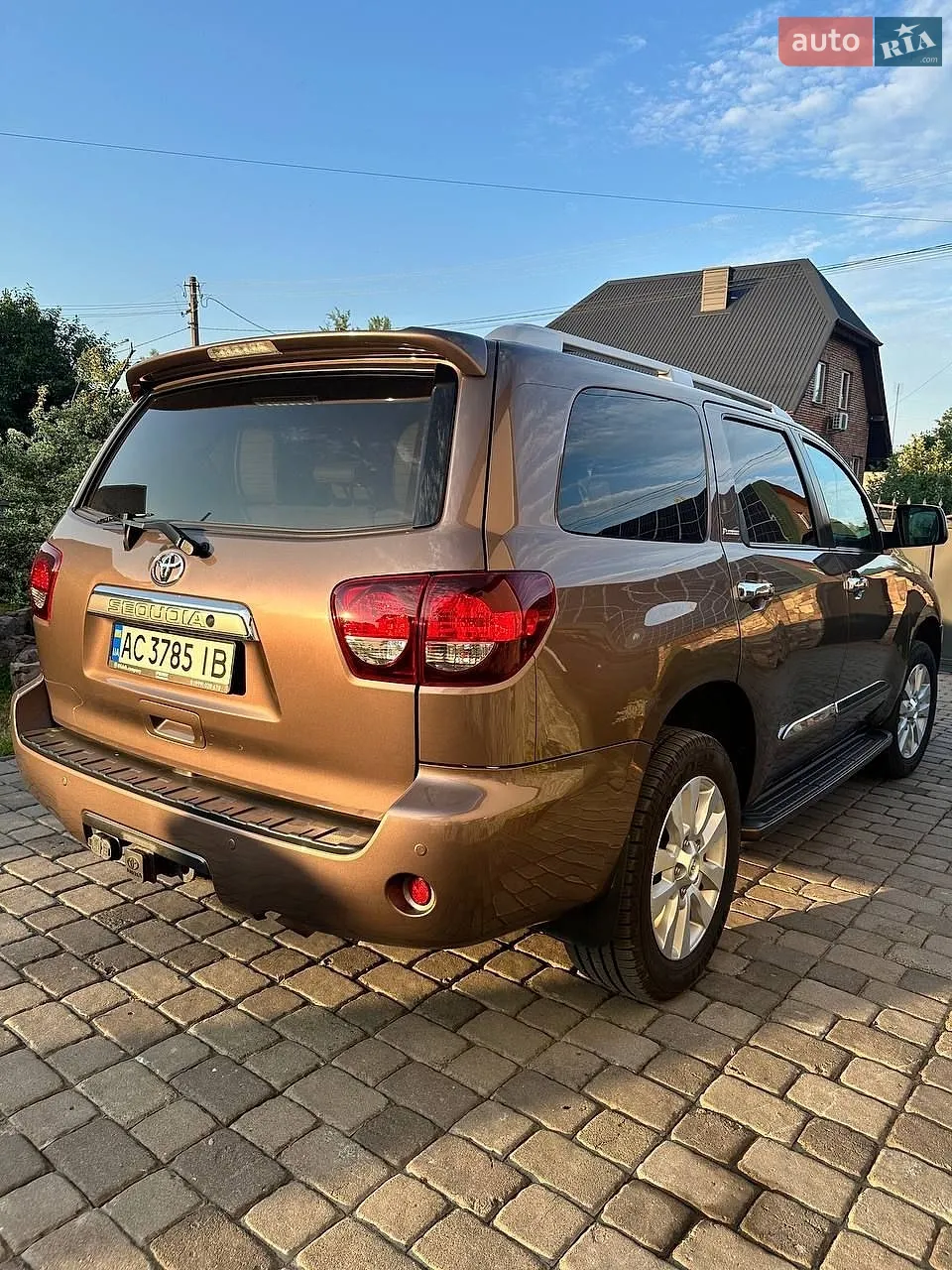 2019 Toyota Sequoia - мініатюра 11