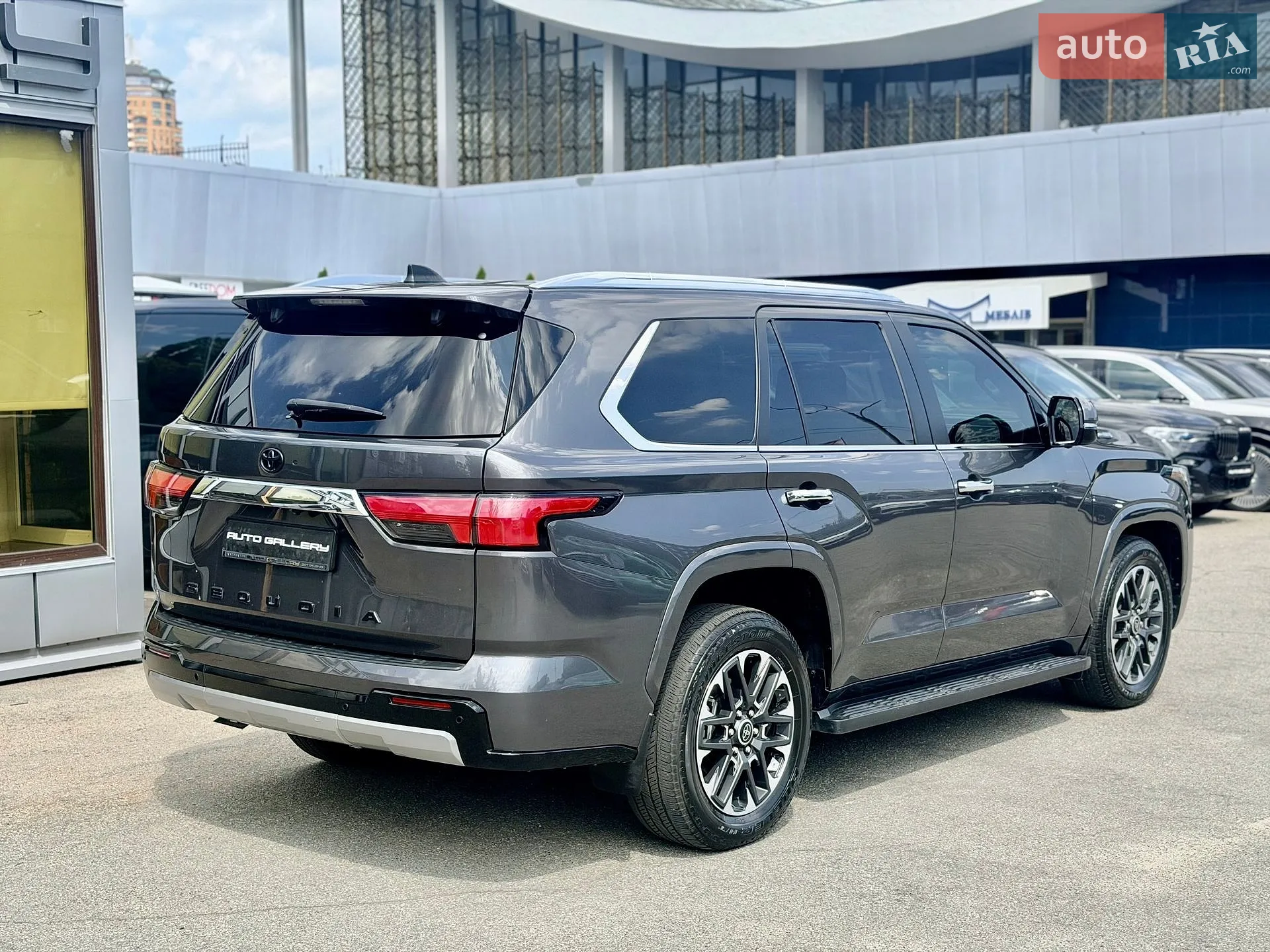 2024 Toyota Sequoia - мініатюра 3