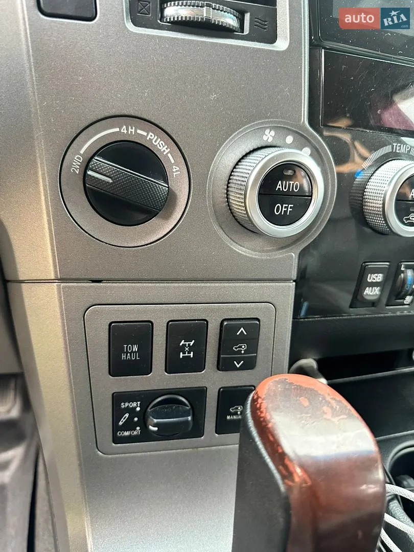2015 Toyota Sequoia - мініатюра 10