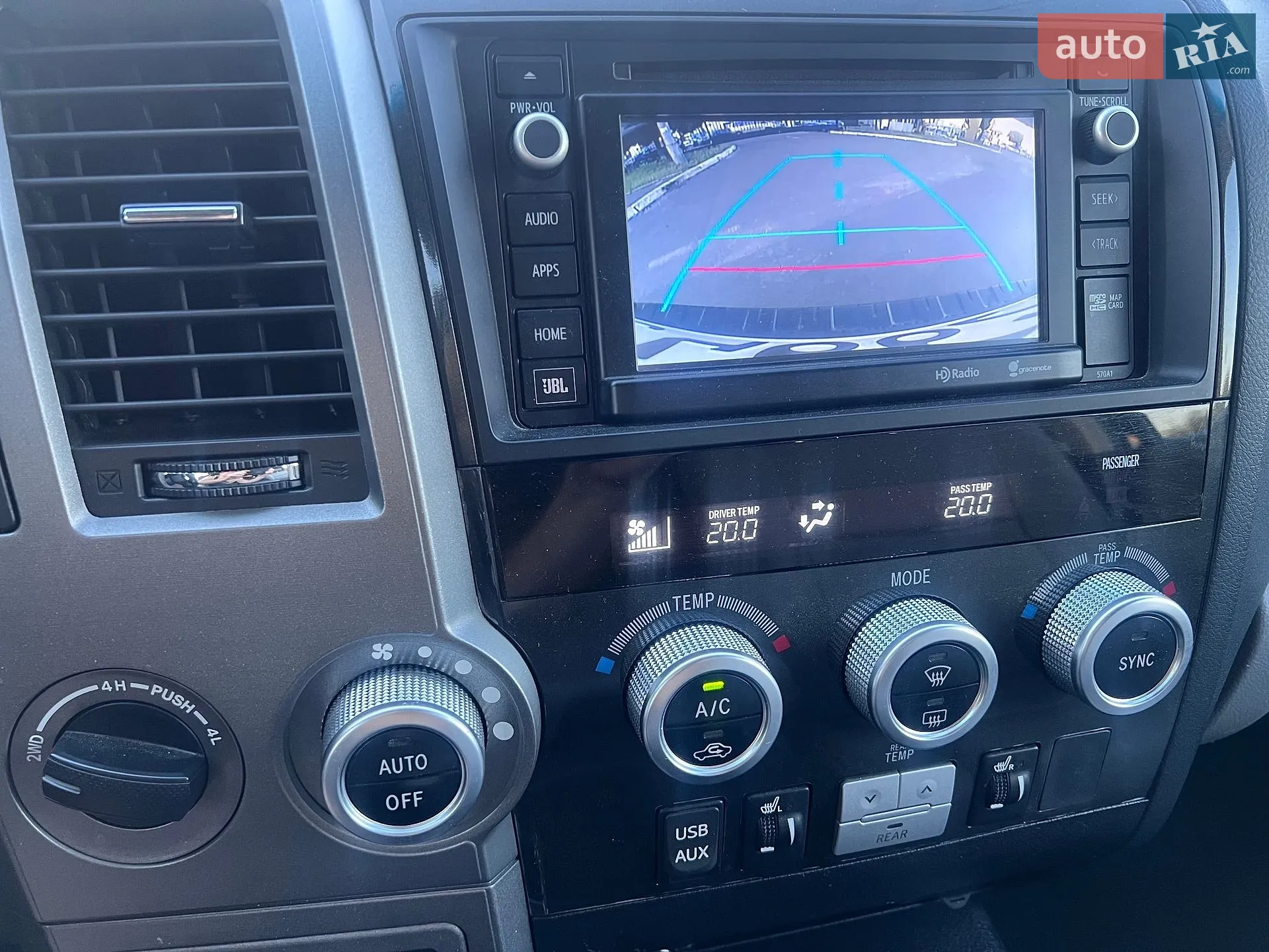 2015 Toyota Sequoia - мініатюра 20