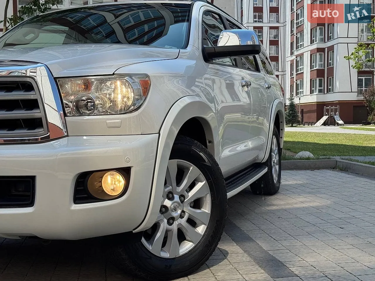 2013 Toyota Sequoia - мініатюра 5