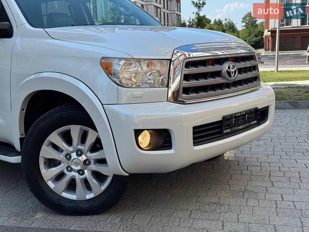 2013 Toyota Sequoia - мініатюра 13