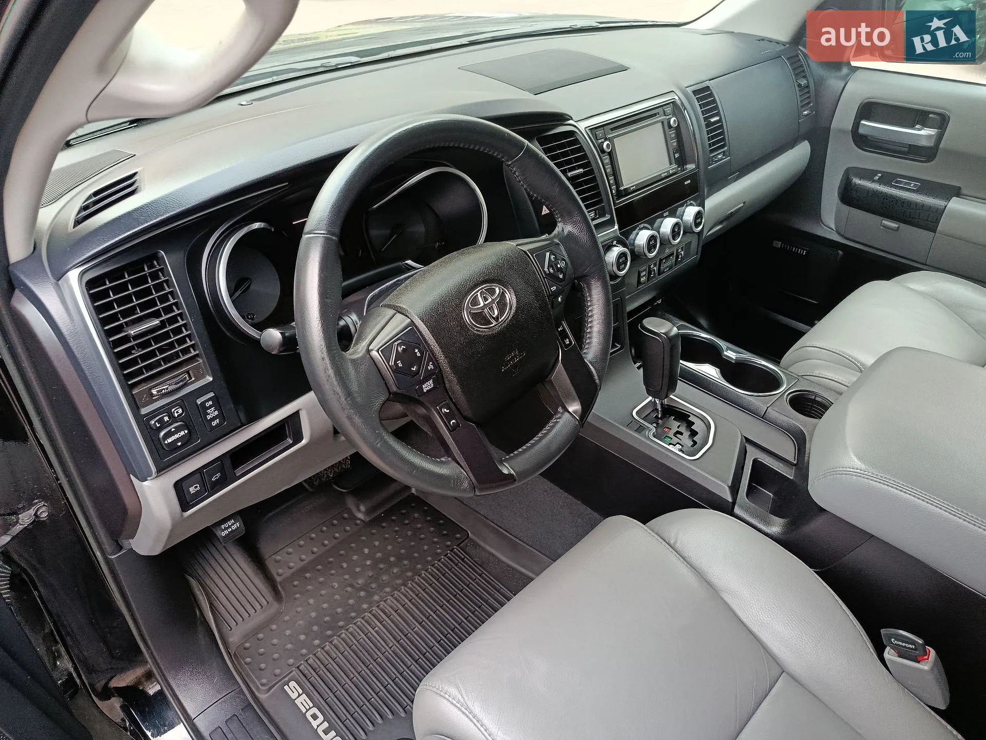 2018 Toyota Sequoia - мініатюра 7