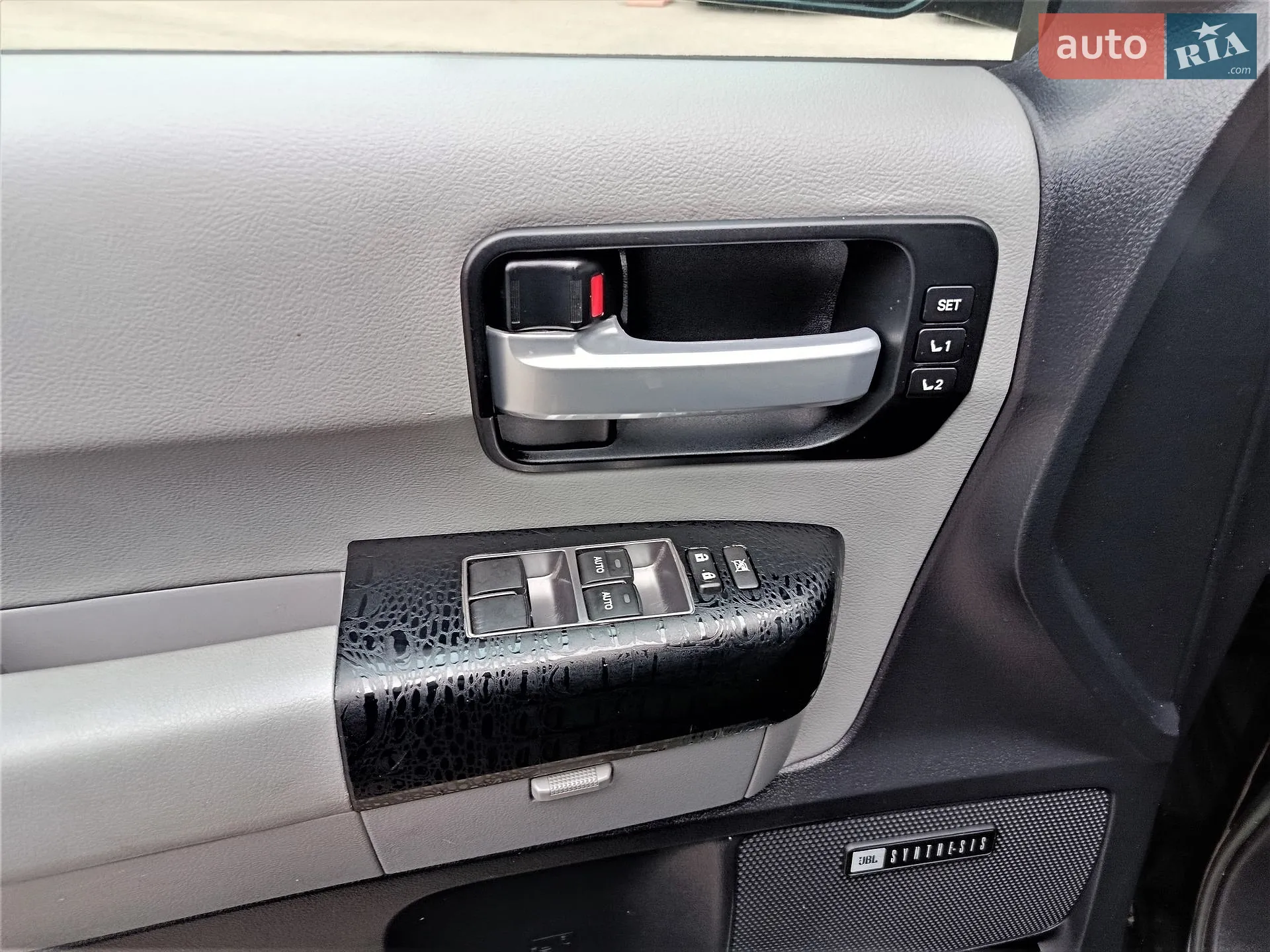 2018 Toyota Sequoia - мініатюра 9