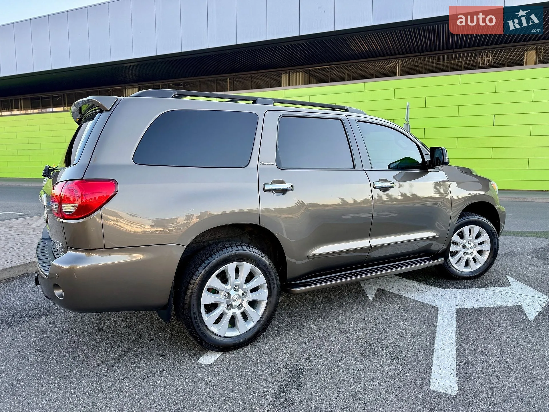 2013 Toyota Sequoia - мініатюра 17