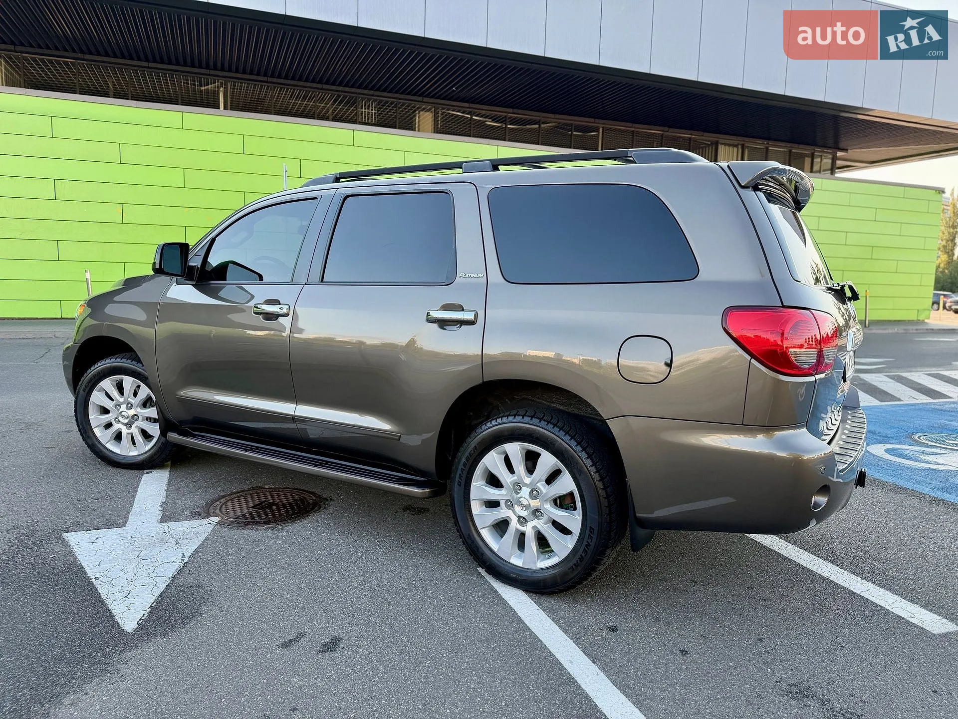 2013 Toyota Sequoia - мініатюра 24