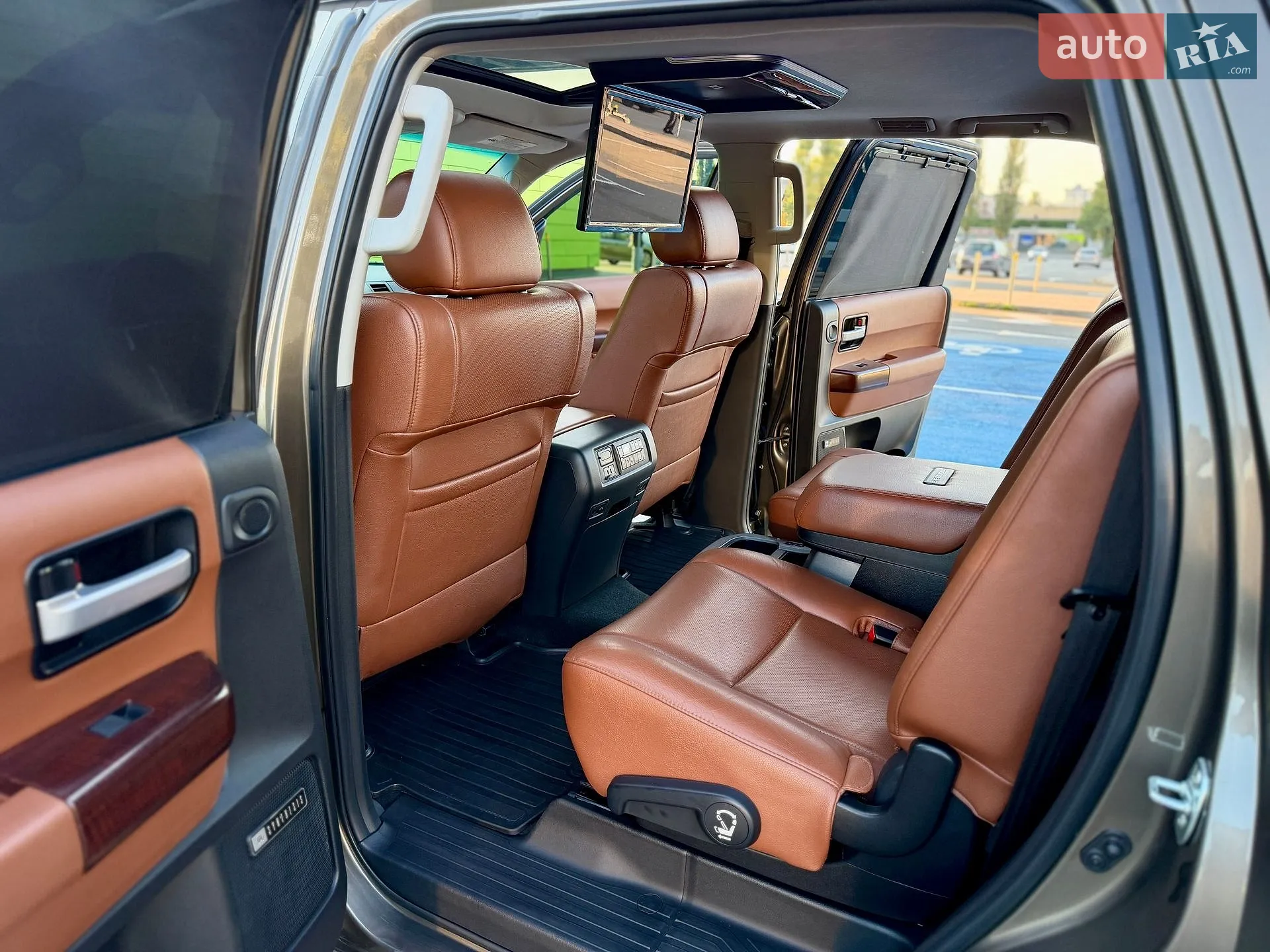 2013 Toyota Sequoia - мініатюра 41