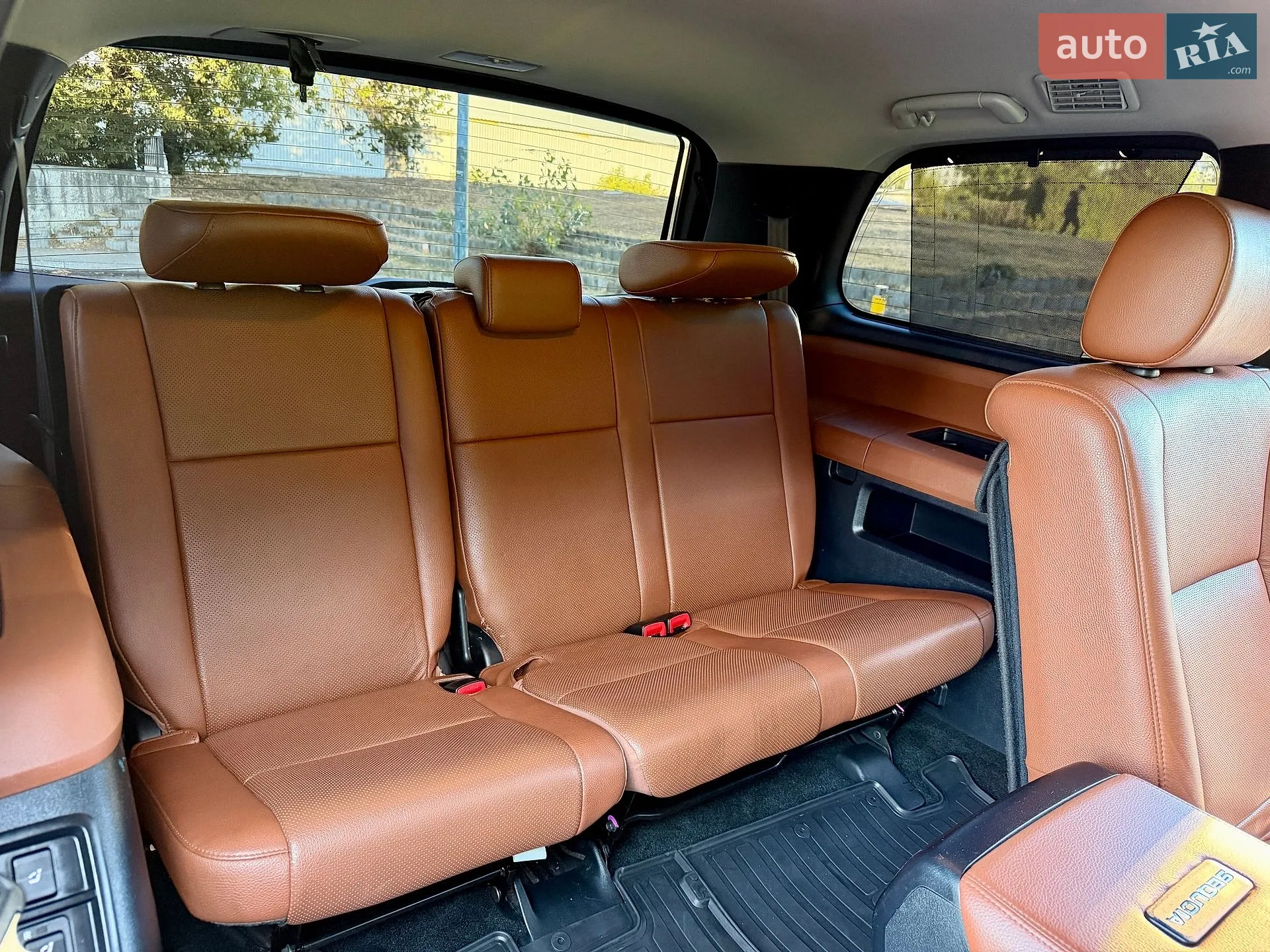 2013 Toyota Sequoia - мініатюра 50