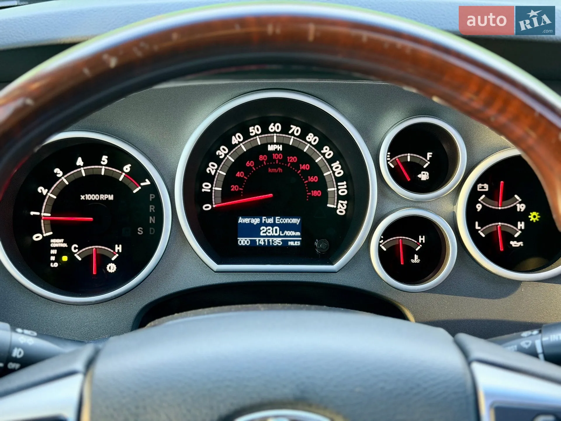2013 Toyota Sequoia - мініатюра 63
