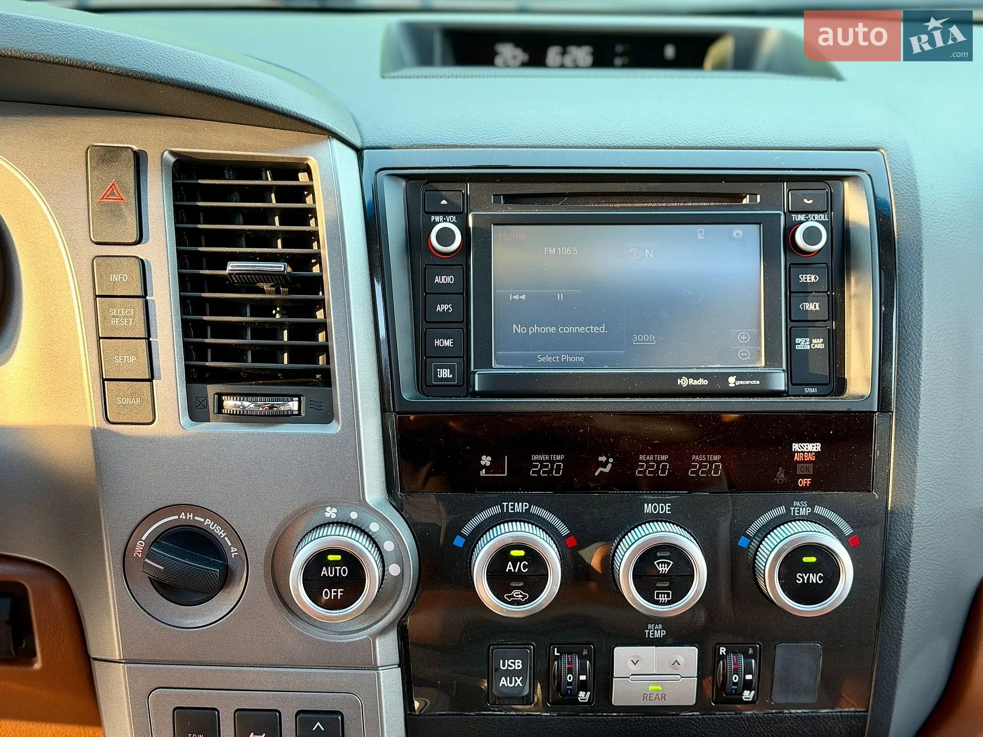 2013 Toyota Sequoia - мініатюра 62