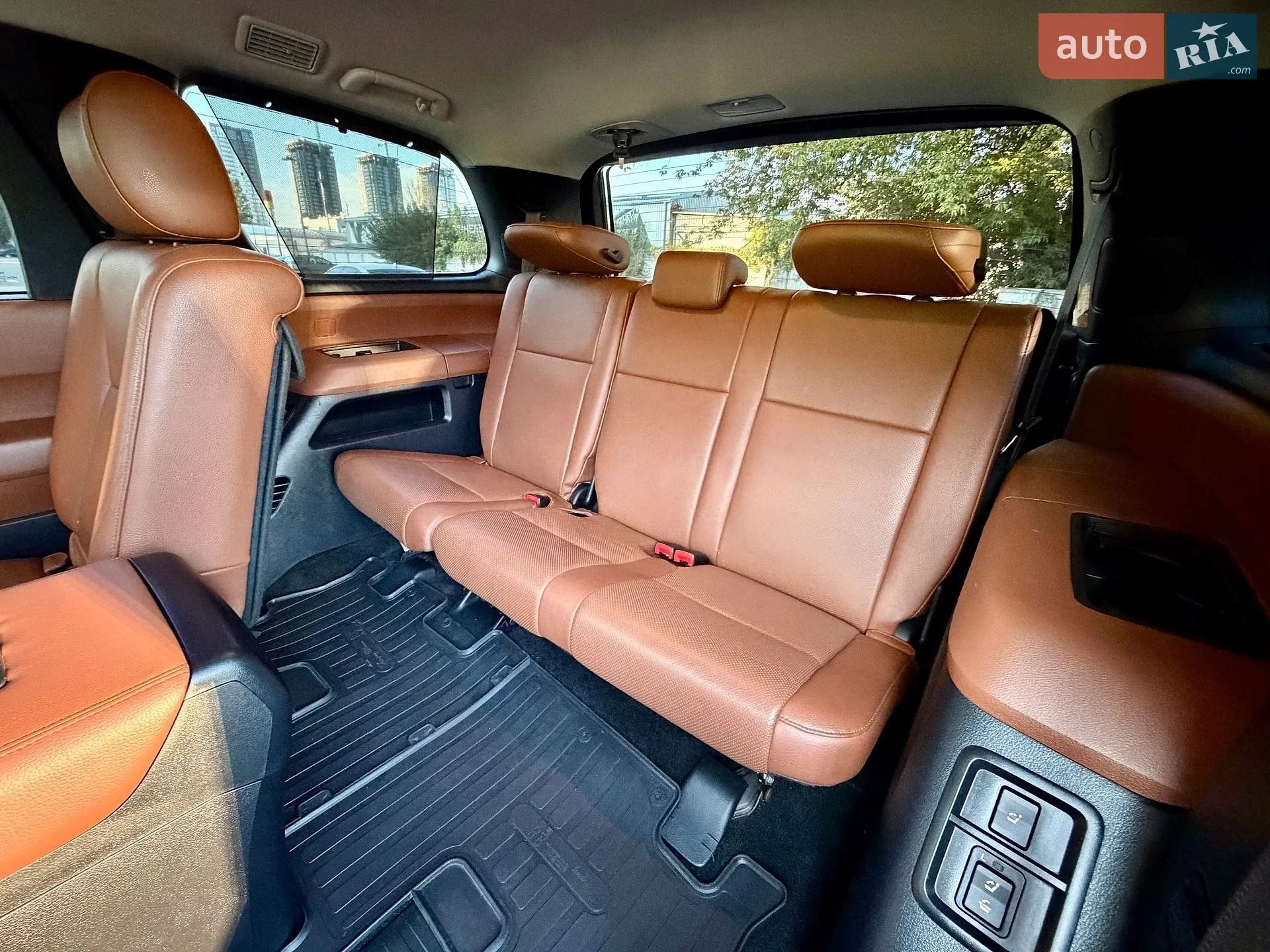 2013 Toyota Sequoia - мініатюра 72