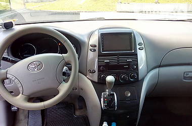 Минивэн Toyota Sienna 2007 в Ивано-Франковске