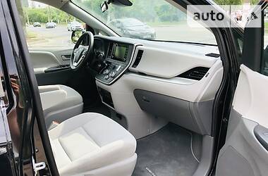 Универсал Toyota Sienna 2020 в Одессе