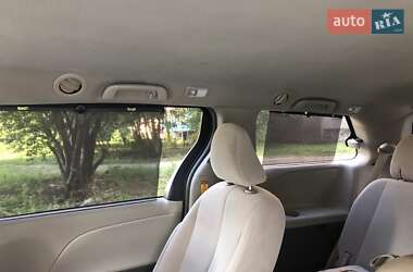 Минивэн Toyota Sienna 2013 в Ивано-Франковске