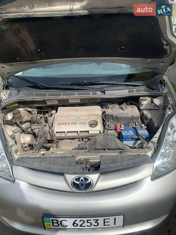 Універсал Toyota Sienna 2006 в Сокалі