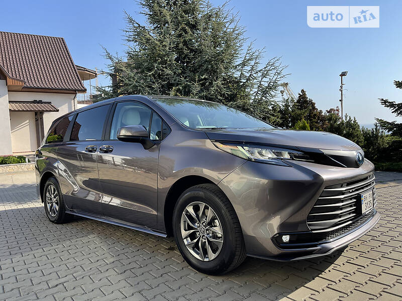 Мінівен Toyota Sienna 2020 в Одесі