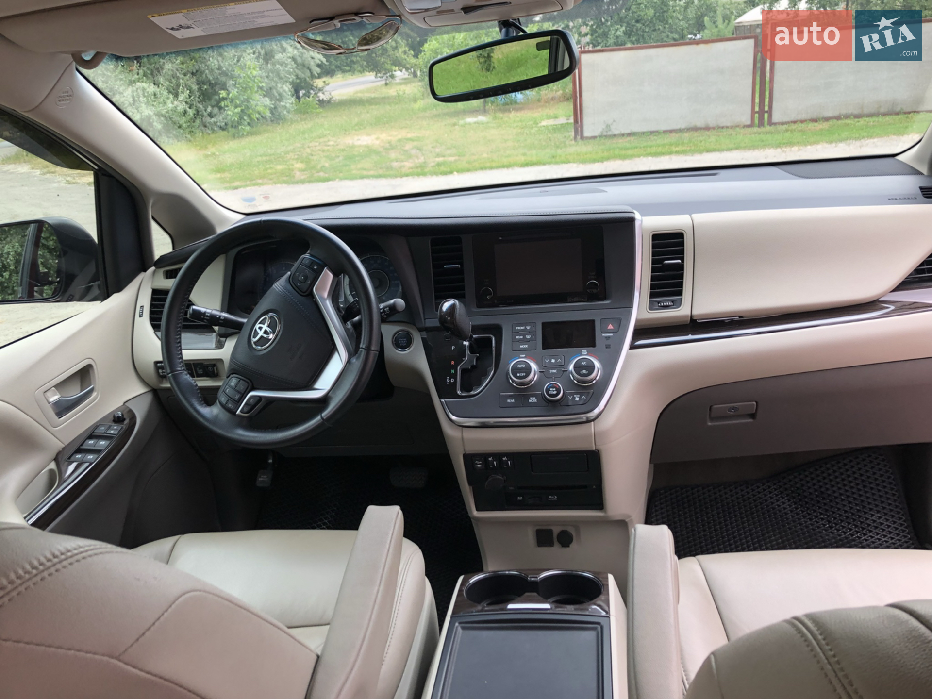 2016 Toyota Sienna - мініатюра 8