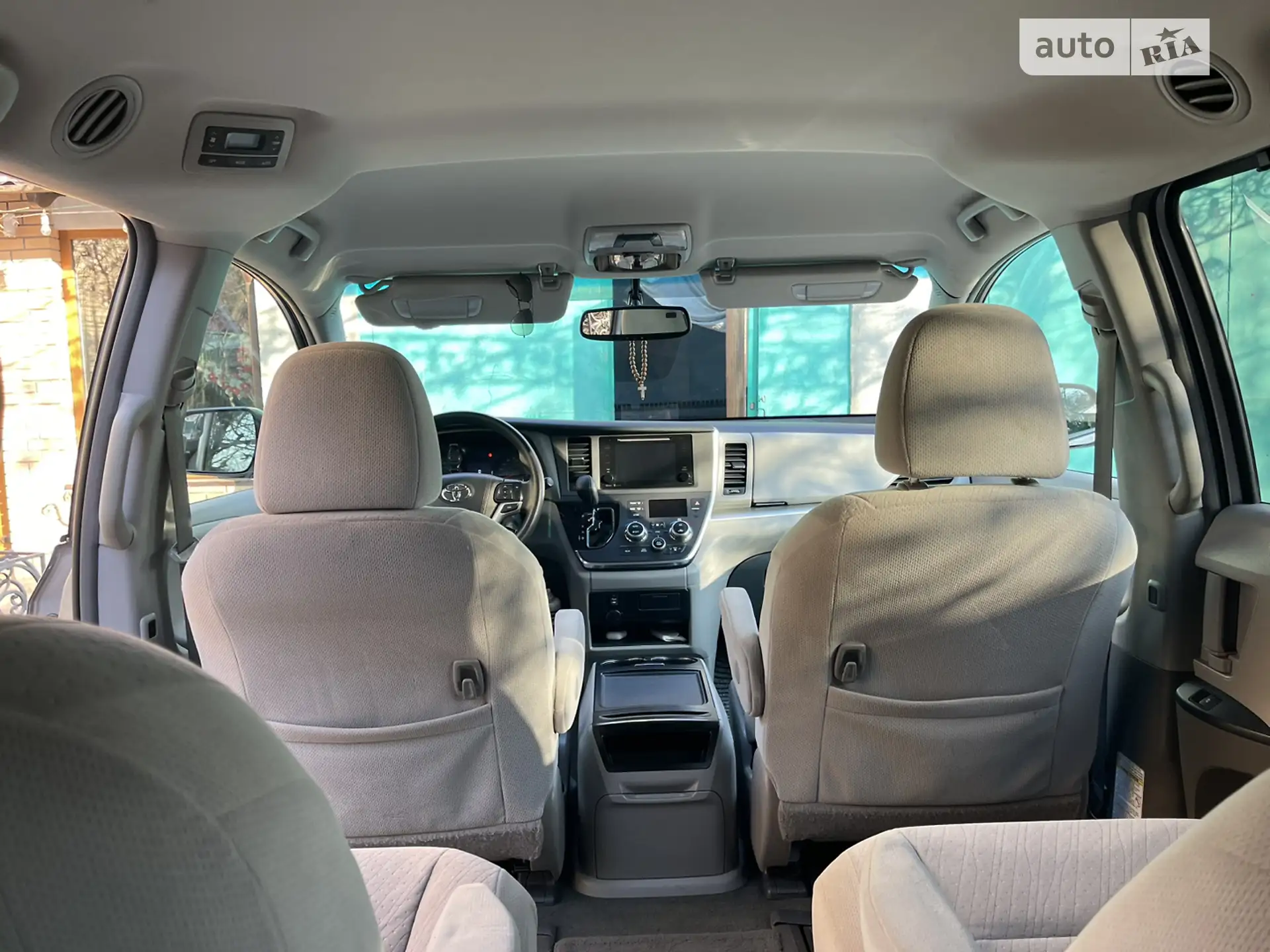 2015 Toyota Sienna - мініатюра 16