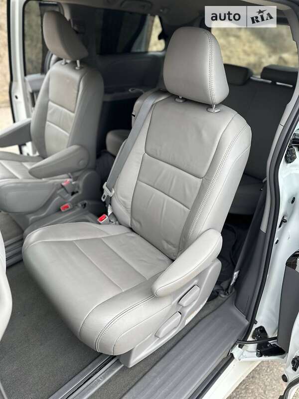 Минивэн Toyota Sienna 2018 в Одессе