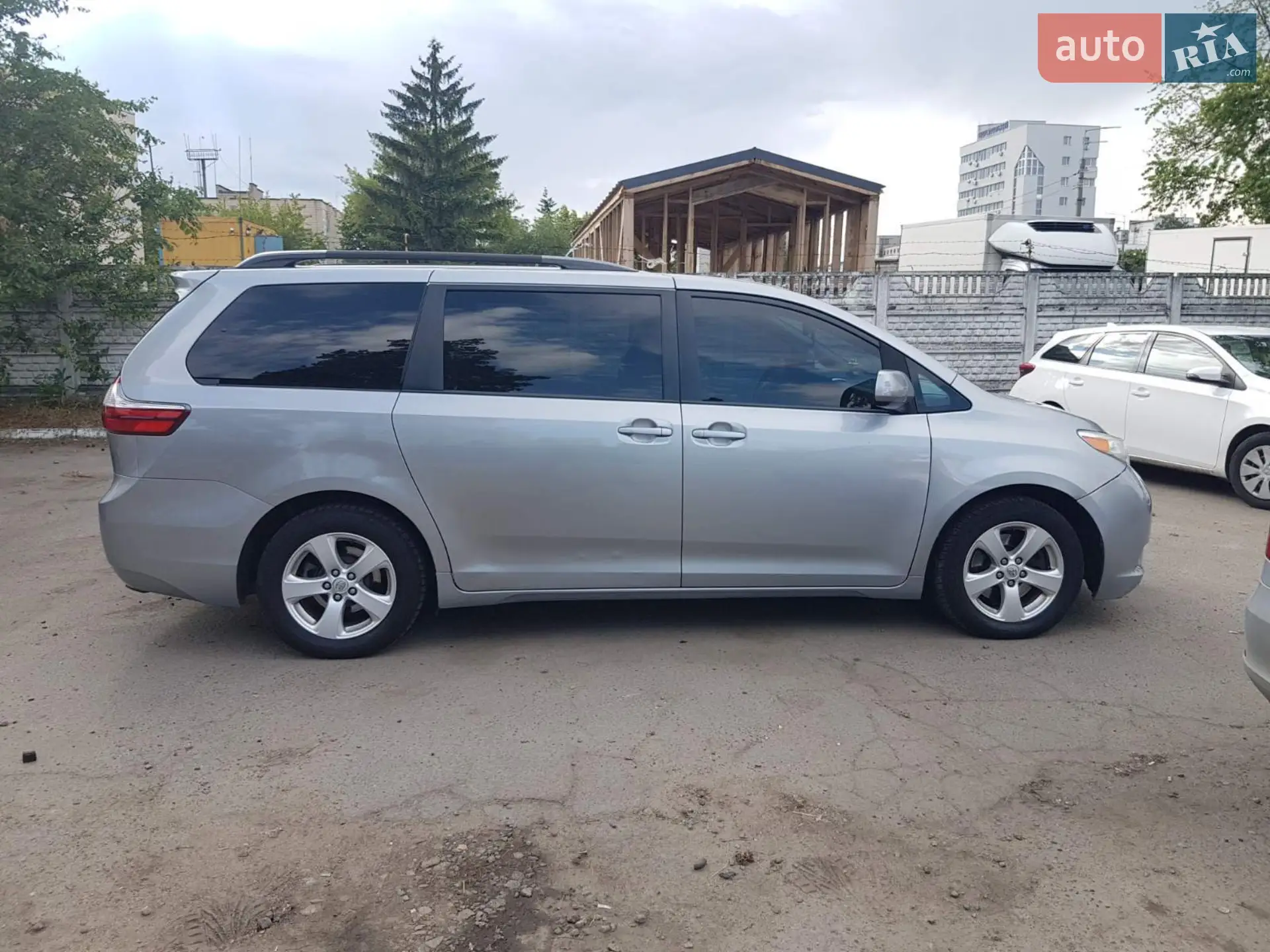 2015 Toyota Sienna - мініатюра 5