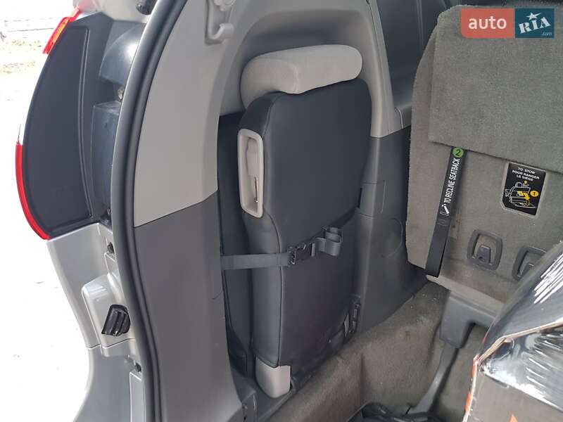 Минивэн Toyota Sienna 2015 в Киеве