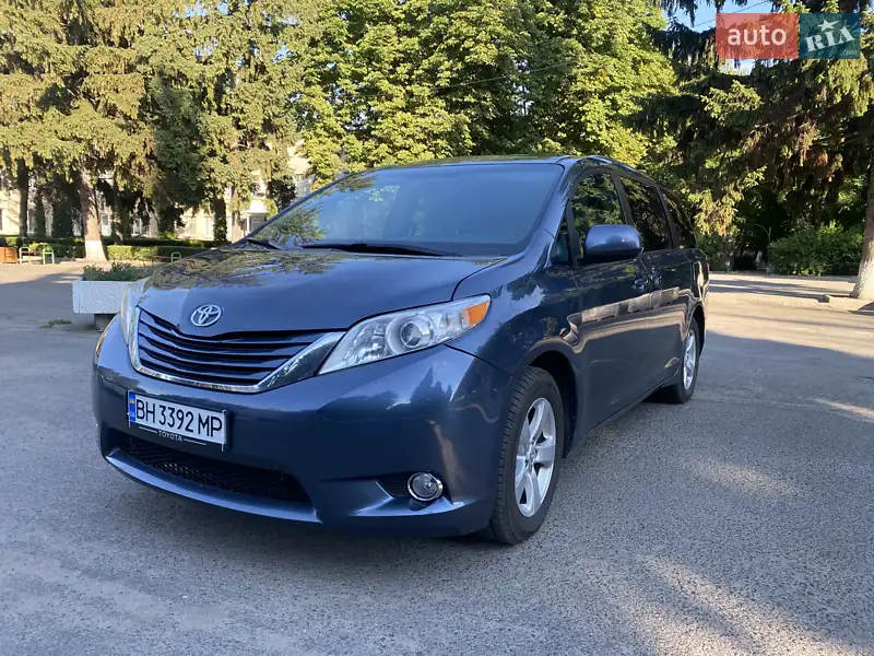 Toyota Sienna