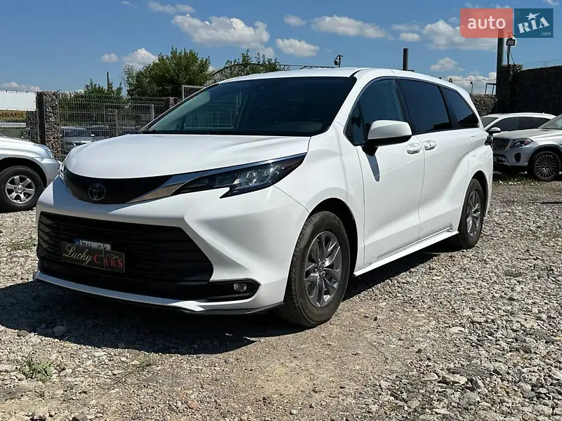 Toyota Sienna