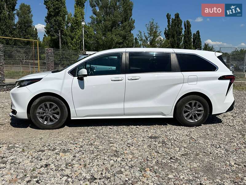 Минивэн Toyota Sienna 2021 в Одессе фото 2 Минивэн Toyota Sienna 2021 в Одессе