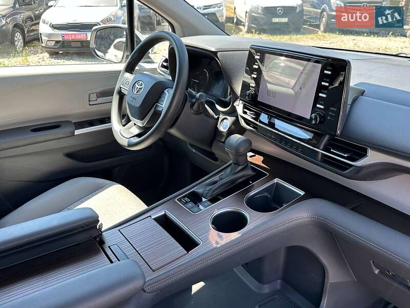 Минивэн Toyota Sienna 2021 в Одессе фото 14 Минивэн Toyota Sienna 2021 в Одессе