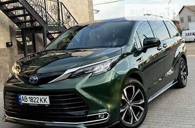 Минивэн Toyota Sienna 2021 в Виннице