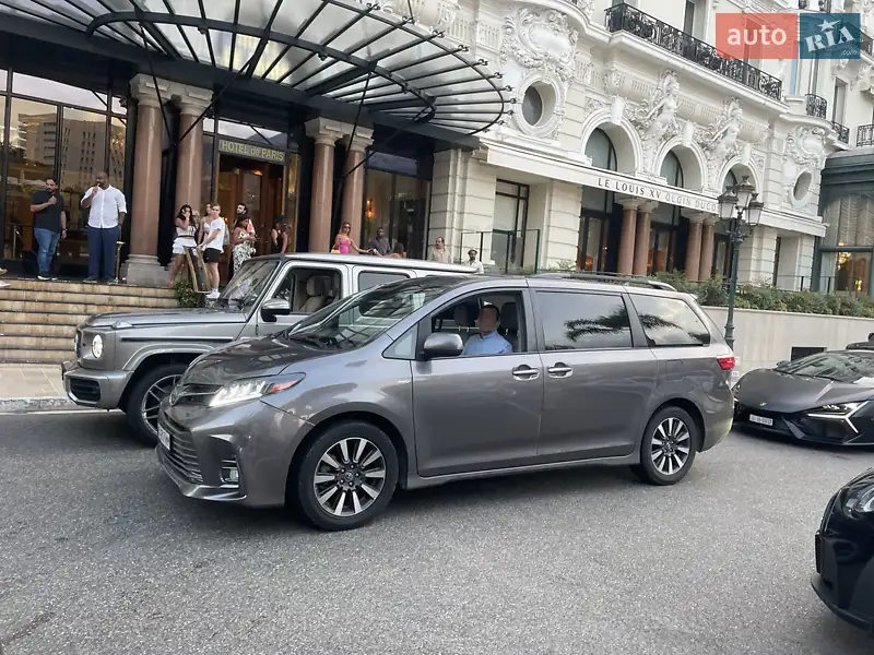 Toyota Sienna 2018 VIN 5TDEZ3DC6KS213360 фото оголошення 12 з 59