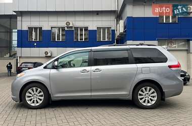 Минивэн Toyota Sienna 2012 в Одессе