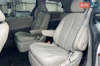 Минивэн Toyota Sienna 2012 в Одессе