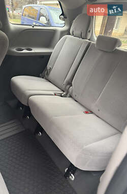 Минивэн Toyota Sienna 2019 в Хмельницком