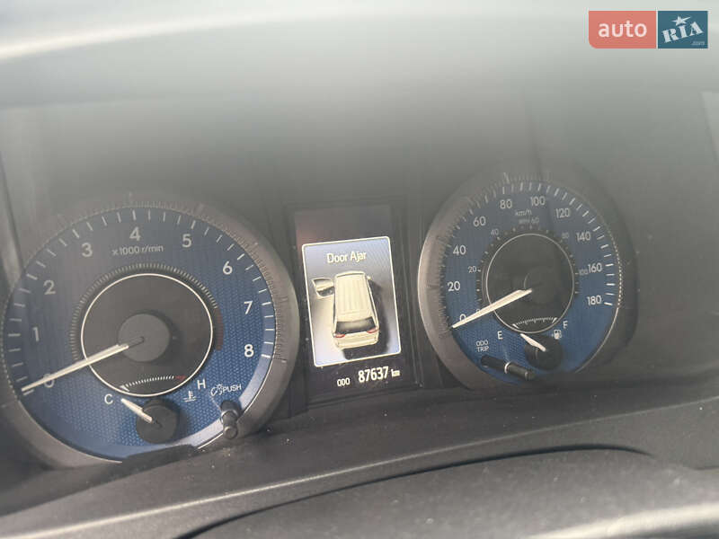 Минивэн Toyota Sienna 2019 в Хмельницком