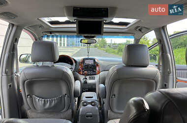 Минивэн Toyota Sienna 2006 в 