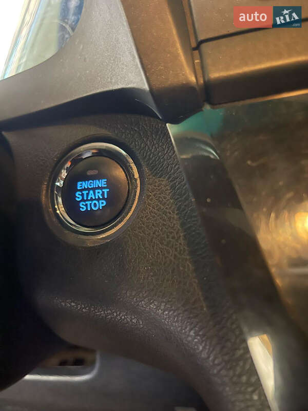 Мінівен Toyota Sienna 2017 в Харкові