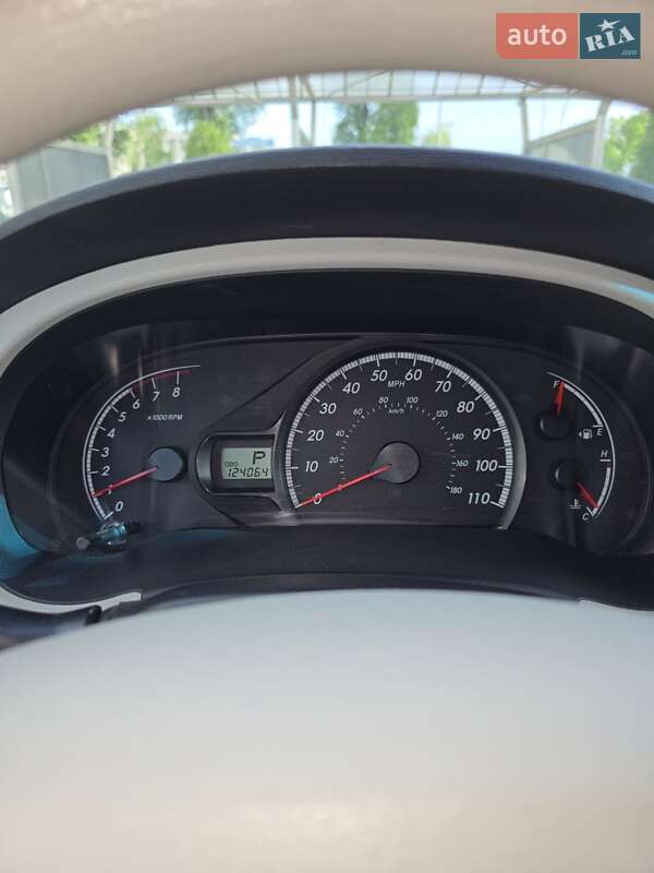 Минивэн Toyota Sienna 2010 в Днепре