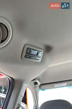 Минивэн Toyota Sienna 2015 в 