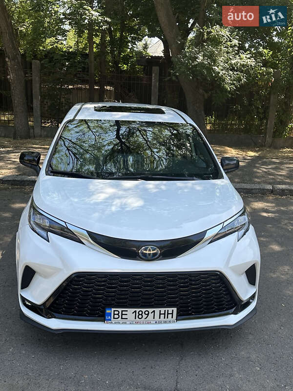 Toyota Sienna 2020