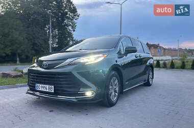 Мінівен Toyota Sienna 2021 в Тернополі