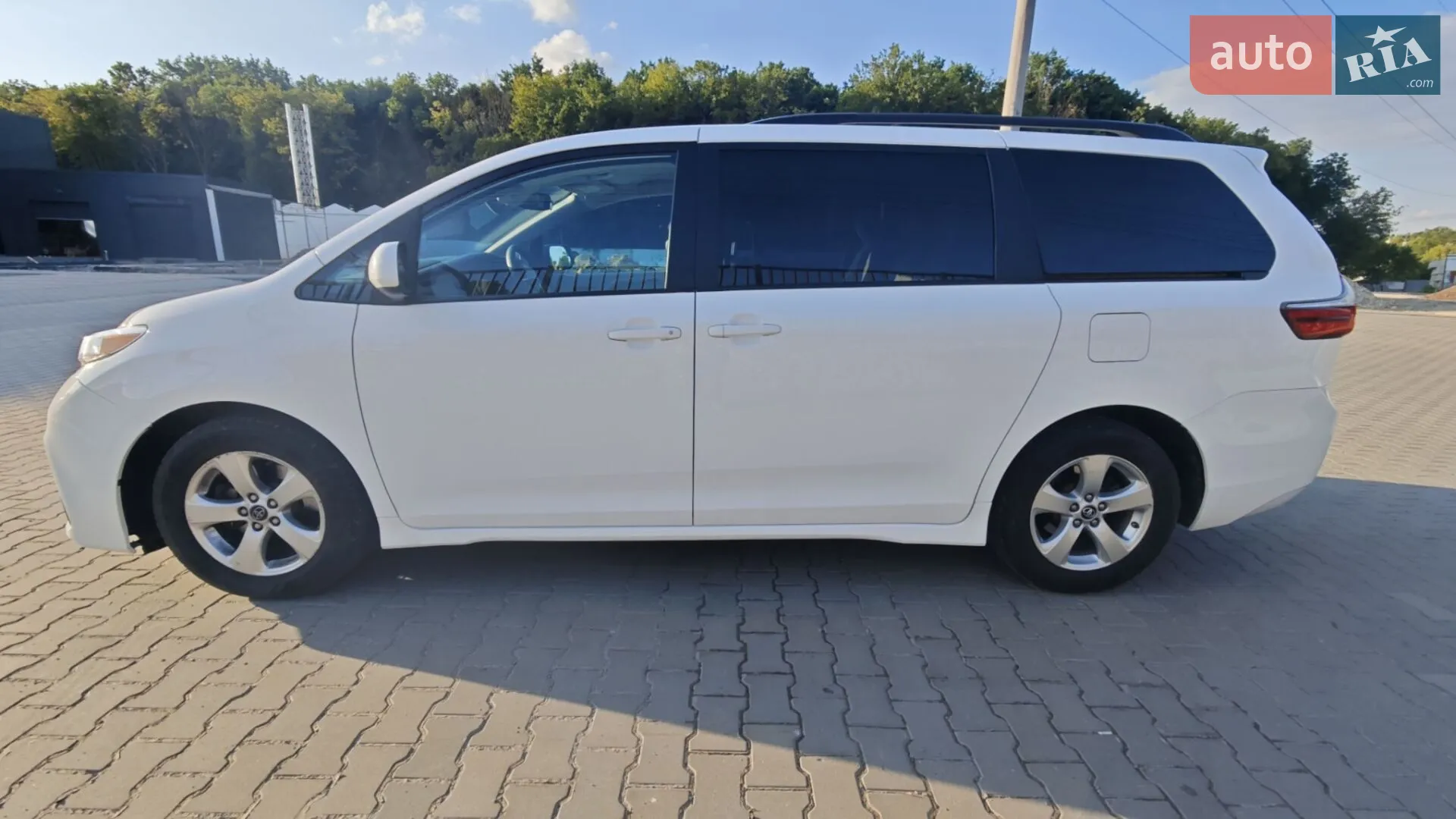 2019 Toyota Sienna - мініатюра 5