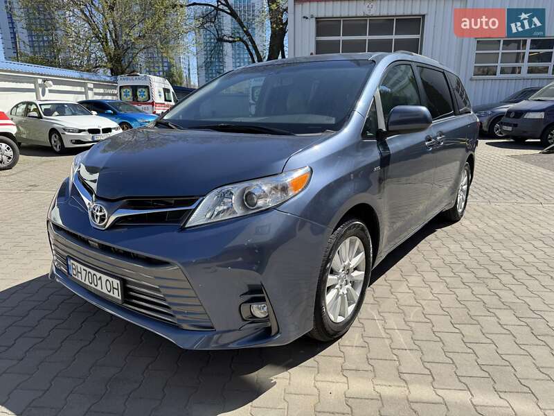 Toyota Sienna 2017
